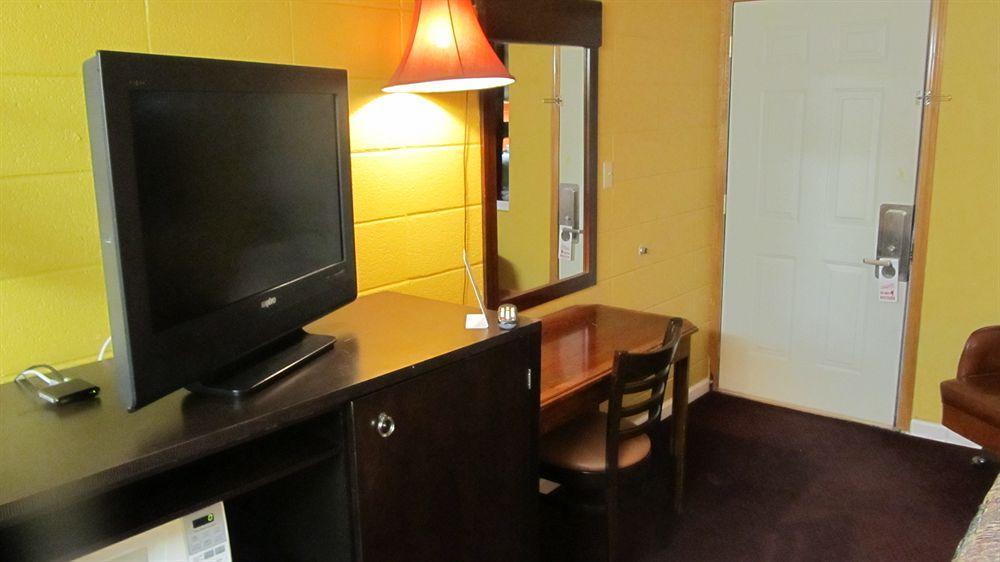 Guest House Motel Carthage Zewnętrze zdjęcie