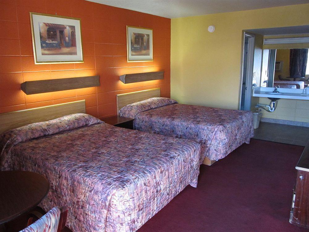 Guest House Motel Carthage Zewnętrze zdjęcie